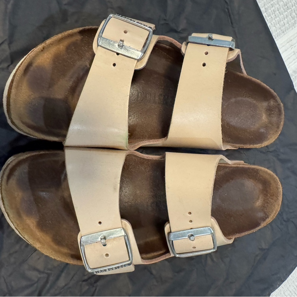 Birkenstock Cream 2-strap Arizona sandal